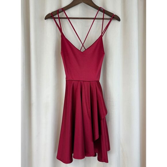 Windsor Dresses & Skirts - Windsor Burgundy/Maroon Satin Fit & Flare Spaghetti Strap Dress – Size Small